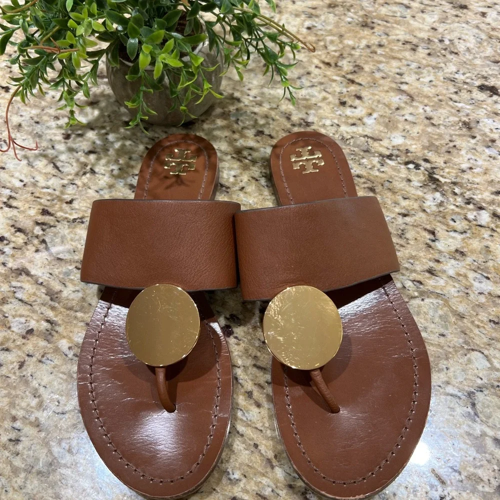 Tory Burch Patos Disk Brown Leather Flat Sandals 9.5
